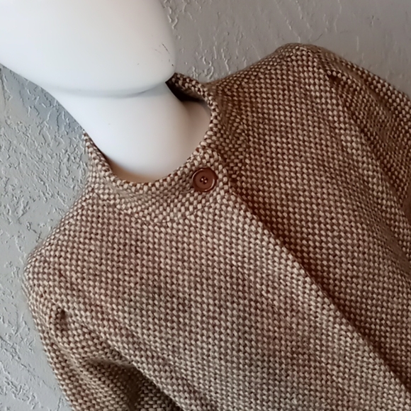 Gallery Vintage Ladies Pleated Pure Wool Coat - Picture 11 of 17